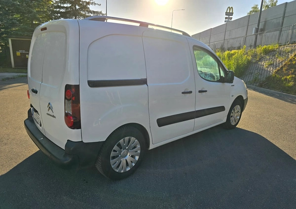 Citroen Berlingo cena 18450 przebieg: 439000, rok produkcji 2016 z Warszawa małe 67